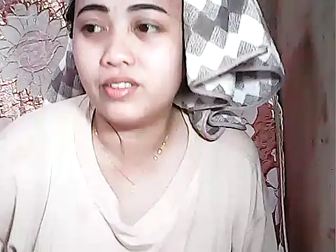 Snapshot of Pinay_Chubby20 chatting on October 11, 2:33 am Pinay Chubby20 online show from October 11, 2:33 am