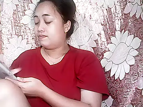 Snapshot of Pinay_Chubby20 chatting on October 21, 8:53 pm Pinay Chubby20 online show from October 21, 8:53 pm