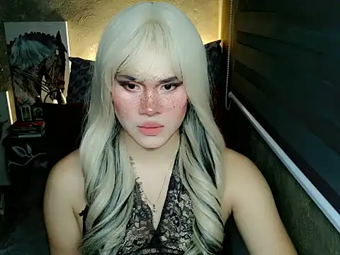 YllanaAltheaXxX online show from April 20, 8:54 pm