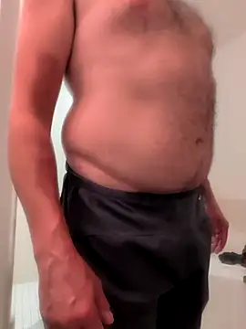 Snapshot of cloudymatt chatting on October 23, 7:18 am cloudymatt online show from October 23, 7:18 am