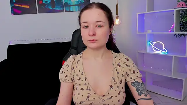 NancyJonson online show from November 11, 3:28 am