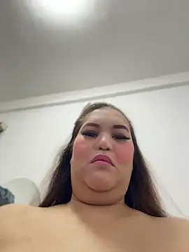 ashleygrahamts online show from July 8, 12:26 am