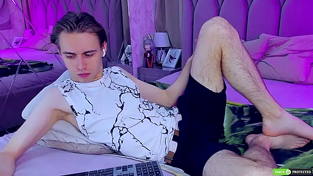 Snapshot of WilliamDyson chatting on November 16, 3:56 am WilliamDyson online show from November 16, 3:56 am