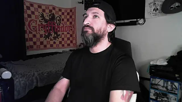 DevilPup75  online show from February 14, 4:09 am