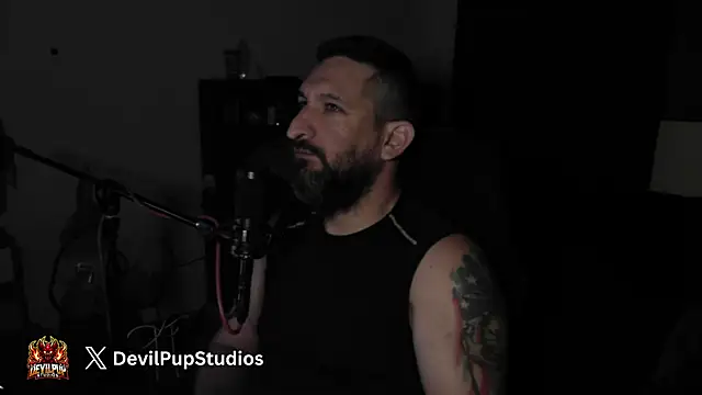 Snapshot of DevilPup75_ chatting on June 4, 4:51 am DevilPup75 online show from June 4, 4:51 am
