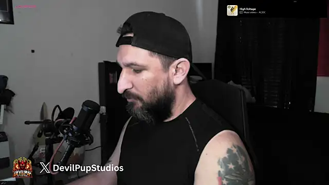 Snapshot of DevilPup75_ chatting on June 12, 4:50 pm DevilPup75 online show from June 12, 4:50 pm