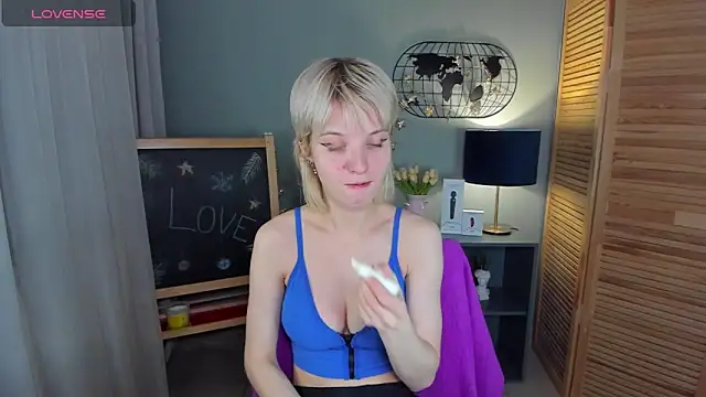 Madelaineses online show from February 28, 9:21 am