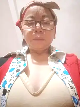 VangLe73 online show from September 29, 6:13 pm