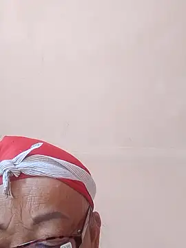 VangLe73 online show from October 10, 1:04 am