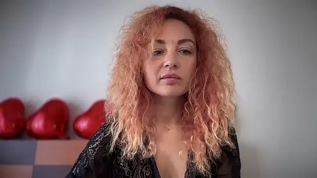 Reddgiirl online show from March 13, 9:16 am