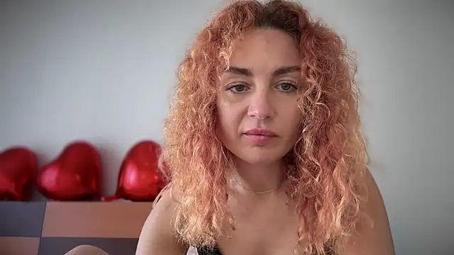 Reddgiirl online show from March 21, 8:30 am