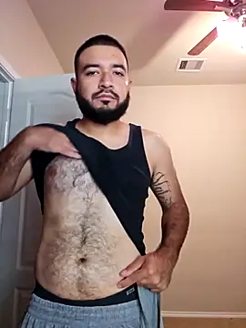 Snapshot of Lb228w chatting on October 3, 4:37 pm Lb228w online show from October 3, 4:37 pm