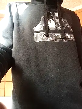 Snapshot of bhutimjongeni chatting on February 2, 6:01 am bhutimjongeni online show from February 2, 6:01 am