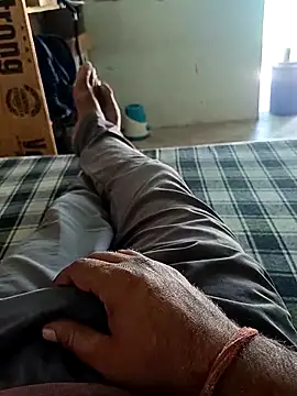 hard boy9455 online show from April 21, 6:20 am