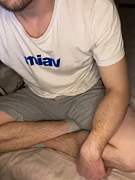 Snapshot of fahr309 chatting on March 12, 8:59 pm fahr309 online show from March 12, 8:59 pm