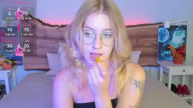 Nerissa xo online show from September 17, 7:37 pm