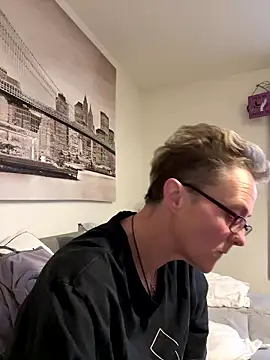 Curvy-Jinx online show from January 12, 8:41 am