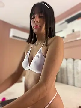 mia kisses2 online show from October 22, 3:40 am