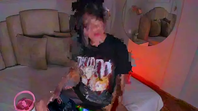 mia kisses2 online show from October 26, 3:23 am