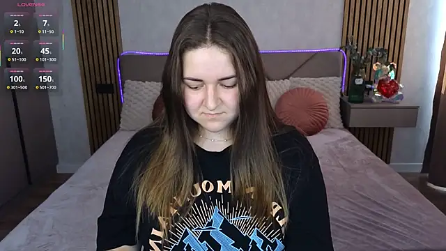 Snapshot of Mysti_Kate chatting on September 10, 1:11 pm Mysti Kate online show from September 10, 1:11 pm