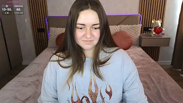 Snapshot of Mysti_Kate chatting on September 14, 2:05 pm Mysti Kate online show from September 14, 2:05 pm