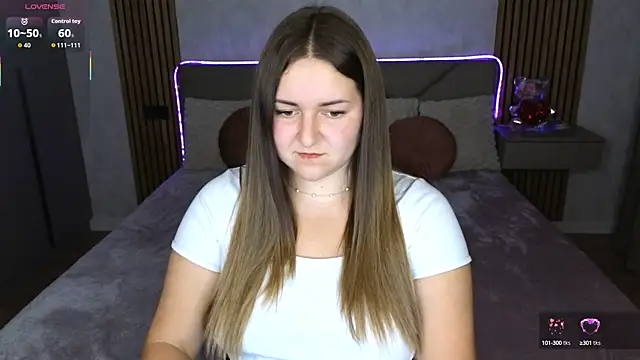 Snapshot of Mysti_Kate chatting on October 6, 9:45 pm Mysti Kate online show from October 6, 9:45 pm