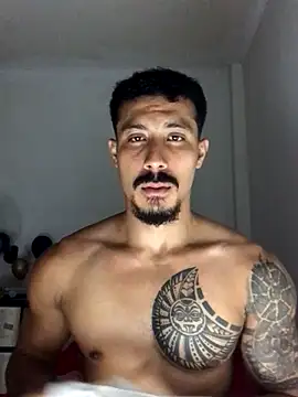 Snapshot of Owenferrara chatting on November 23, 4:01 am Owenferrara online show from November 23, 4:01 am