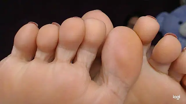 ash feet online show from December 5, 3:04 am