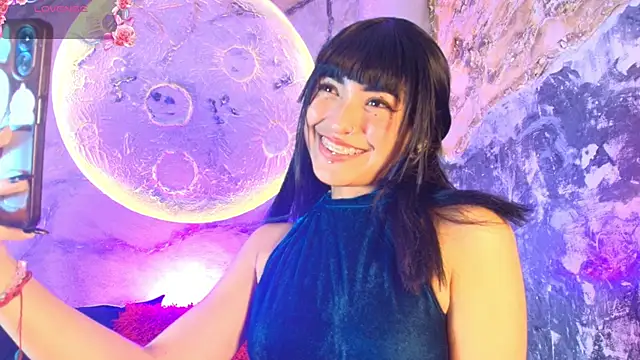 katierouge  online show from September 11, 5:18 am