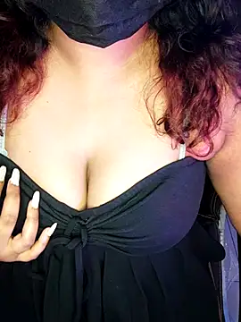 darling devil online show from November 24, 5:23 pm