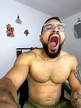 vincentjaxon online show from December 18, 10:43 am