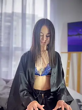 Sofi Leal online show from April 20, 11:57 am