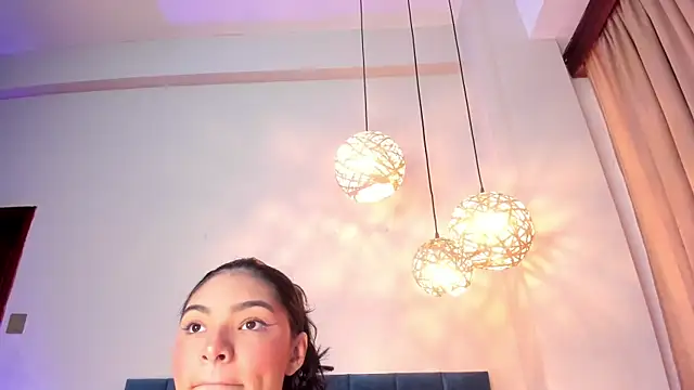 LunaAspen  online show from February 18, 5:53 pm