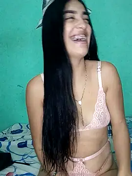 Snapshot of Bigtiti01 chatting on September 29, 8:13 pm Bigtiti01 online show from September 29, 8:13 pm