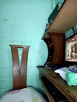 Snapshot of Bigtiti01 chatting on October 15, 7:25 pm Bigtiti01 online show from October 15, 7:25 pm