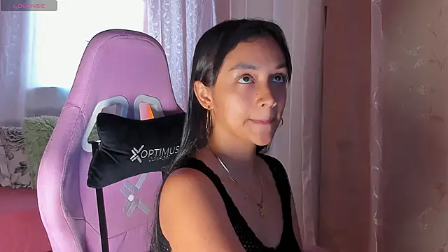 MelanyOconner online show from October 23, 2:38 pm