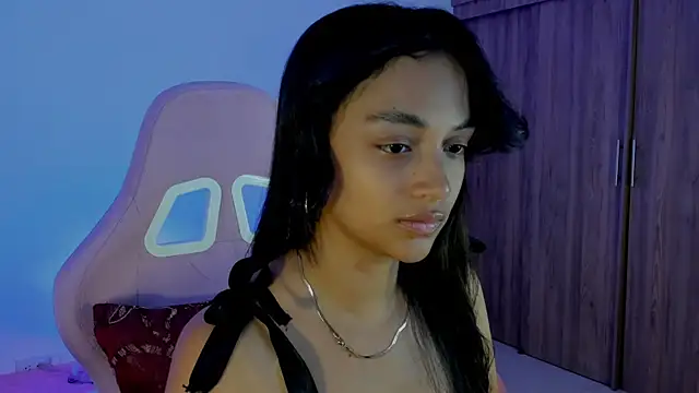 MelanyOconner online show from June 25, 9:19 pm