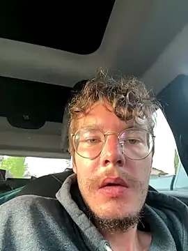 Snapshot of Hungboxer69 chatting on September 23, 2:09 pm Hungboxer69 online show from September 23, 2:09 pm