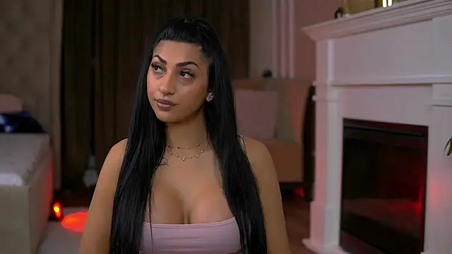 EmaHallee online show from February 11, 3:44 am