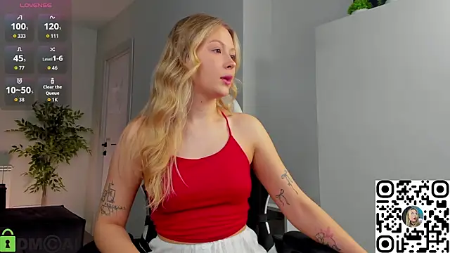 Snapshot of Margo-pvt chatting on November 20, 1:17 am Margo-pvt online show from November 20, 1:17 am