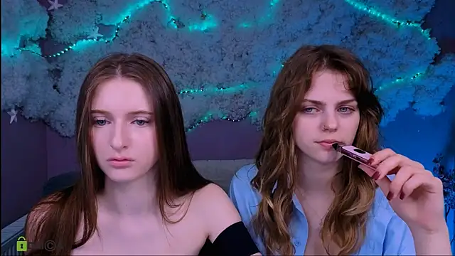 nekky mouse online show from April 21, 9:26 am