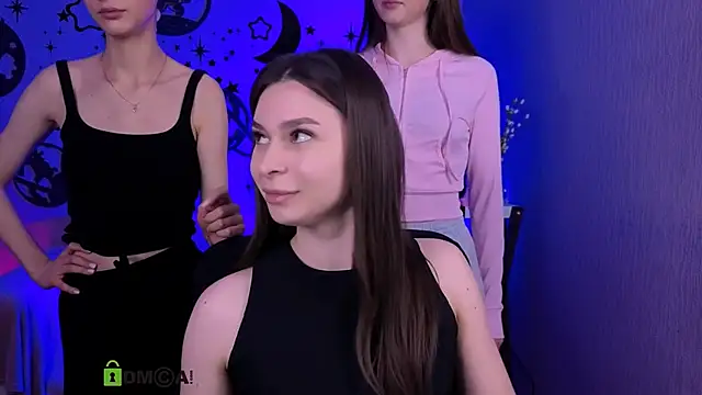 nekky mouse online show from April 23, 9:30 am