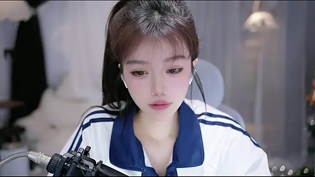 Fortune2Me online show from April 22, 4:59 am