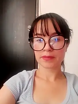 Snapshot of Dana_Rise chatting on May 11, 2:56 pm Dana Rise online show from May 11, 2:56 pm