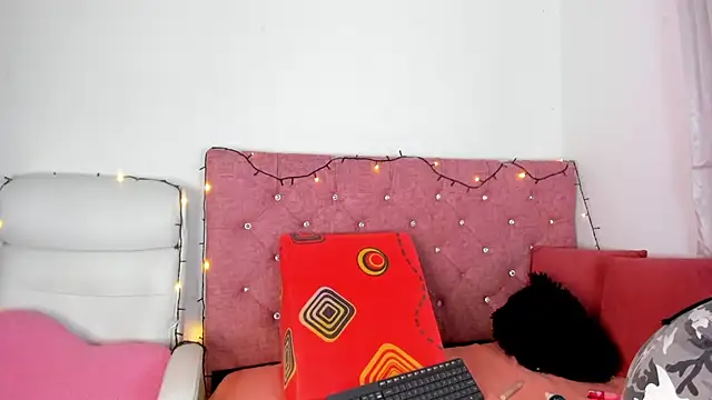 dulce brown01 online show from October 1, 1:28 pm