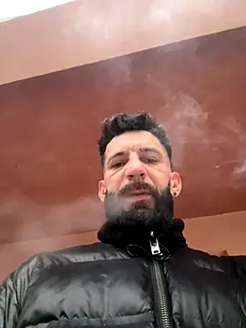 Snapshot of Michel_huge chatting on January 6, 6:06 am Michel huge online show from January 6, 6:06 am