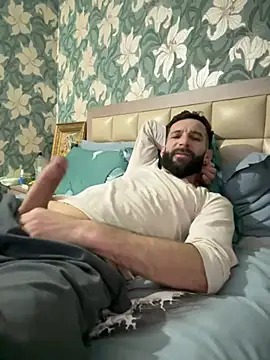 Snapshot of Michel_huge chatting on January 11, 6:13 pm Michel huge online show from January 11, 6:13 pm