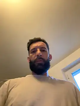 Snapshot of Michel_huge chatting on January 13, 6:08 am Michel huge online show from January 13, 6:08 am