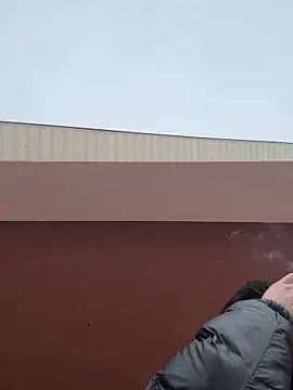 Snapshot of Michel_huge chatting on February 9, 6:17 am Michel huge online show from February 9, 6:17 am