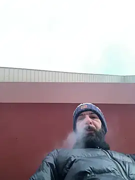 Snapshot of Michel_huge chatting on February 10, 5:22 am Michel huge online show from February 10, 5:22 am